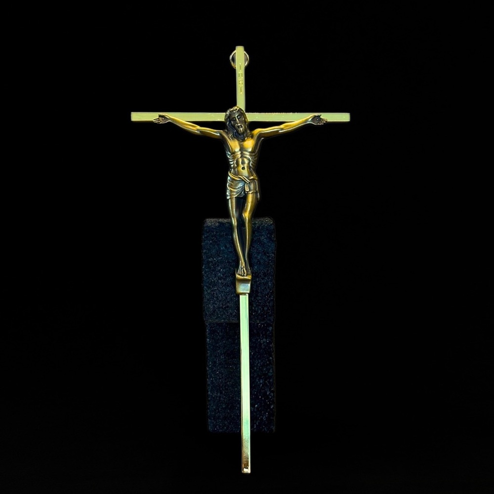 Vintage Crucifix Wall Cross Pendant Silver Tone Corpus Marked 5593 Religious 10”